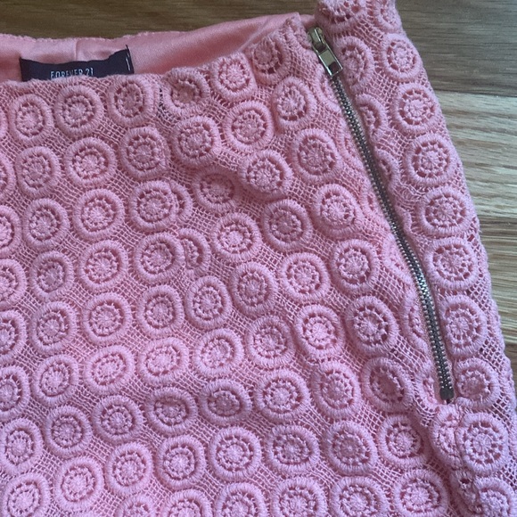 Forever 21, size small, orange shorts - Picture 4 of 8